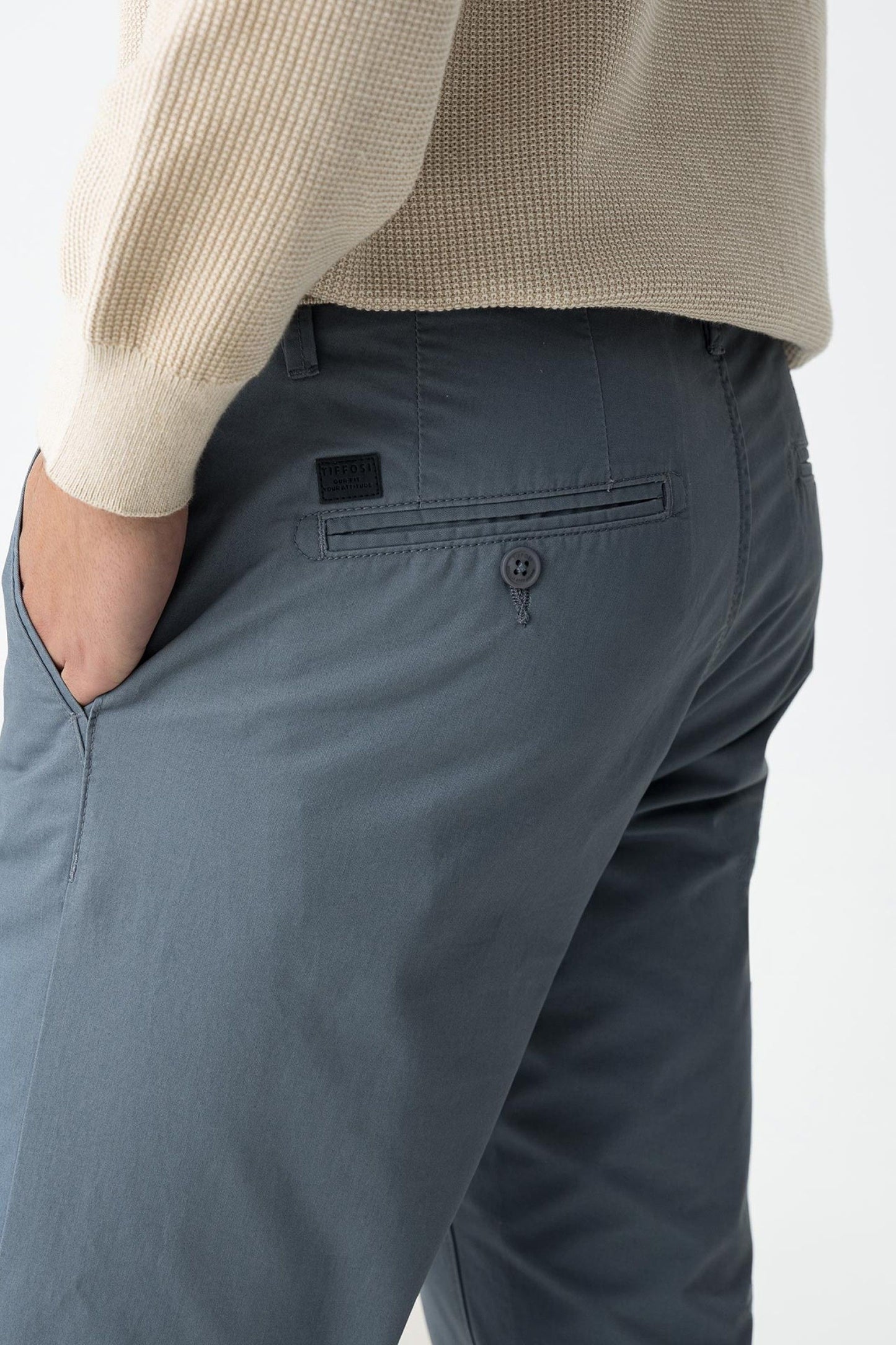 Pantalón Chino Gris