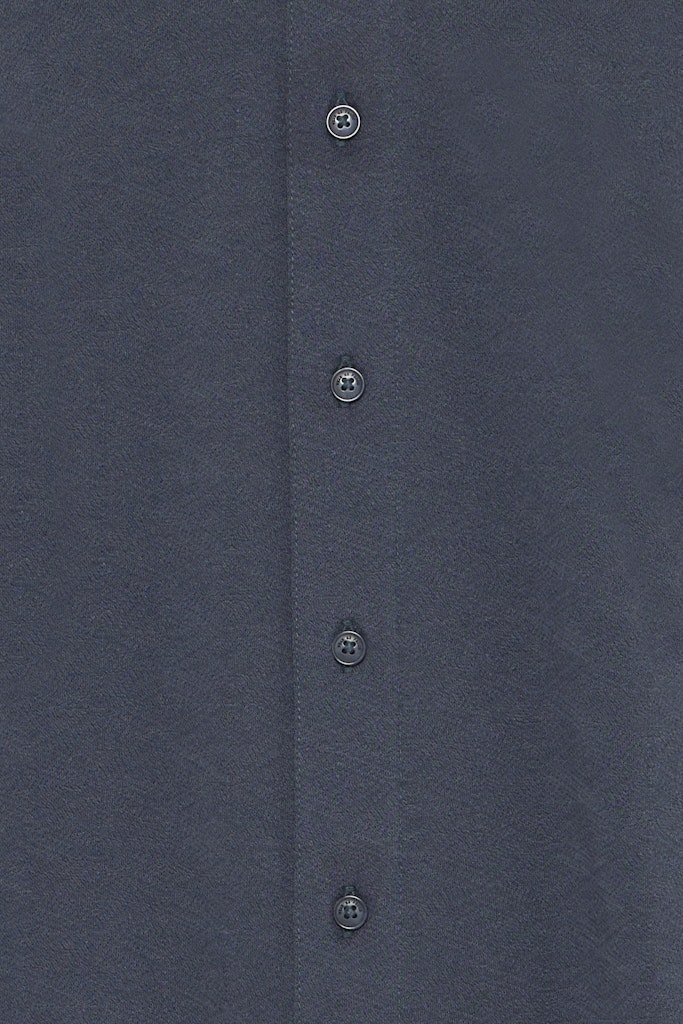 5873640